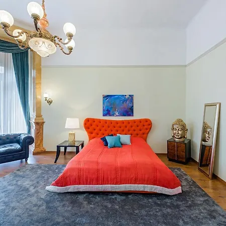 Royal Prestige 330sqm Appartamento