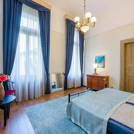 Royal Prestige 330sqm Appartamento